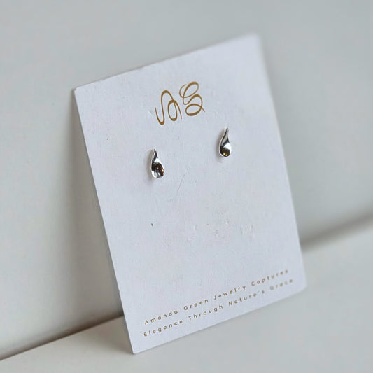 DROPLET STUD EARRING