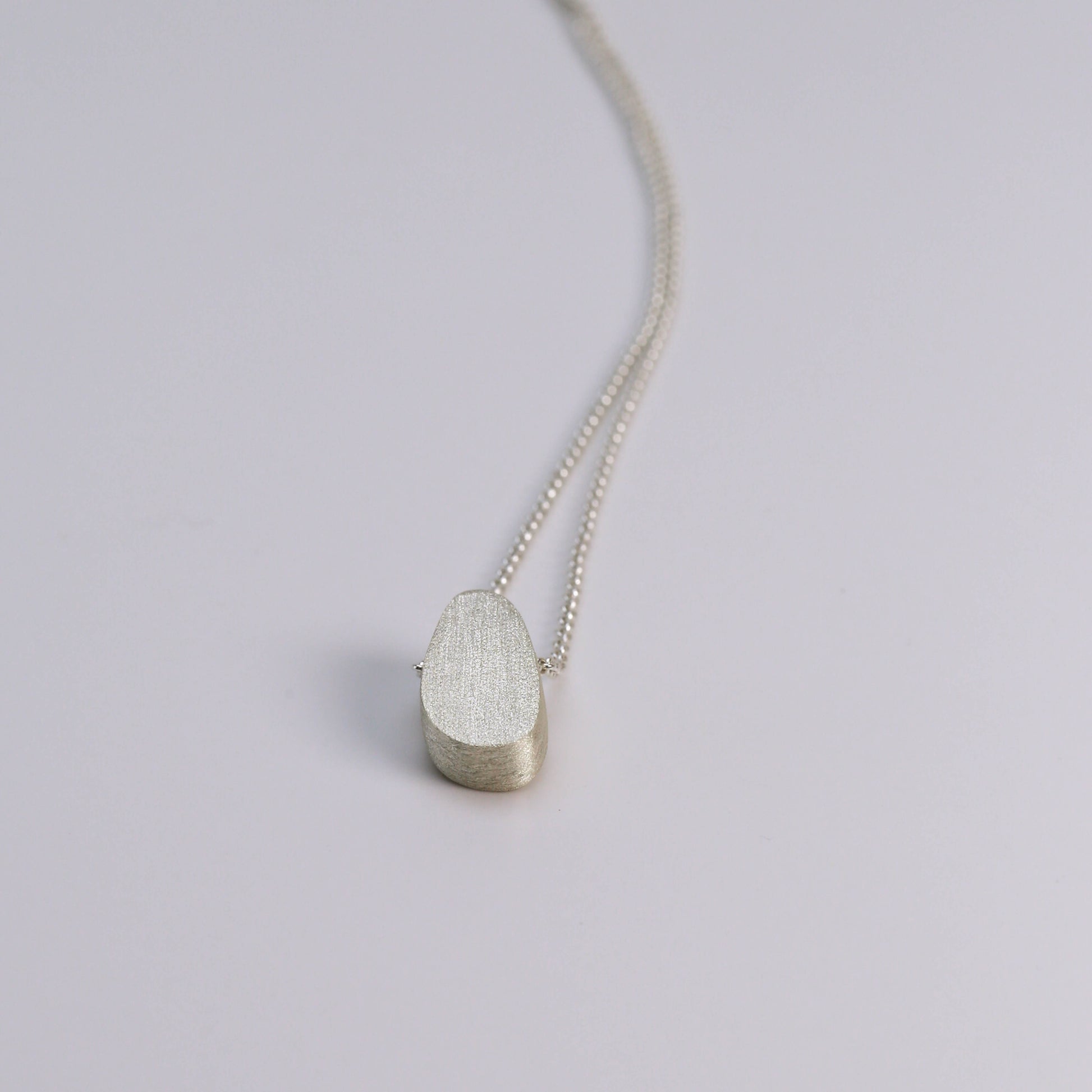 #BOULDER NECKLACE small
#Small boulder necklace
#Tiny stone pendant
#Minimalist boulder jewelry
#Small gemstone necklace
#Natural stone necklace
#Petite boulder necklace
#Tiny pendant necklace
#Raw stone jewelry
#Earthy small necklace
#Small rock pendant
#Simple boulder necklace
#Delicate gemstone necklace