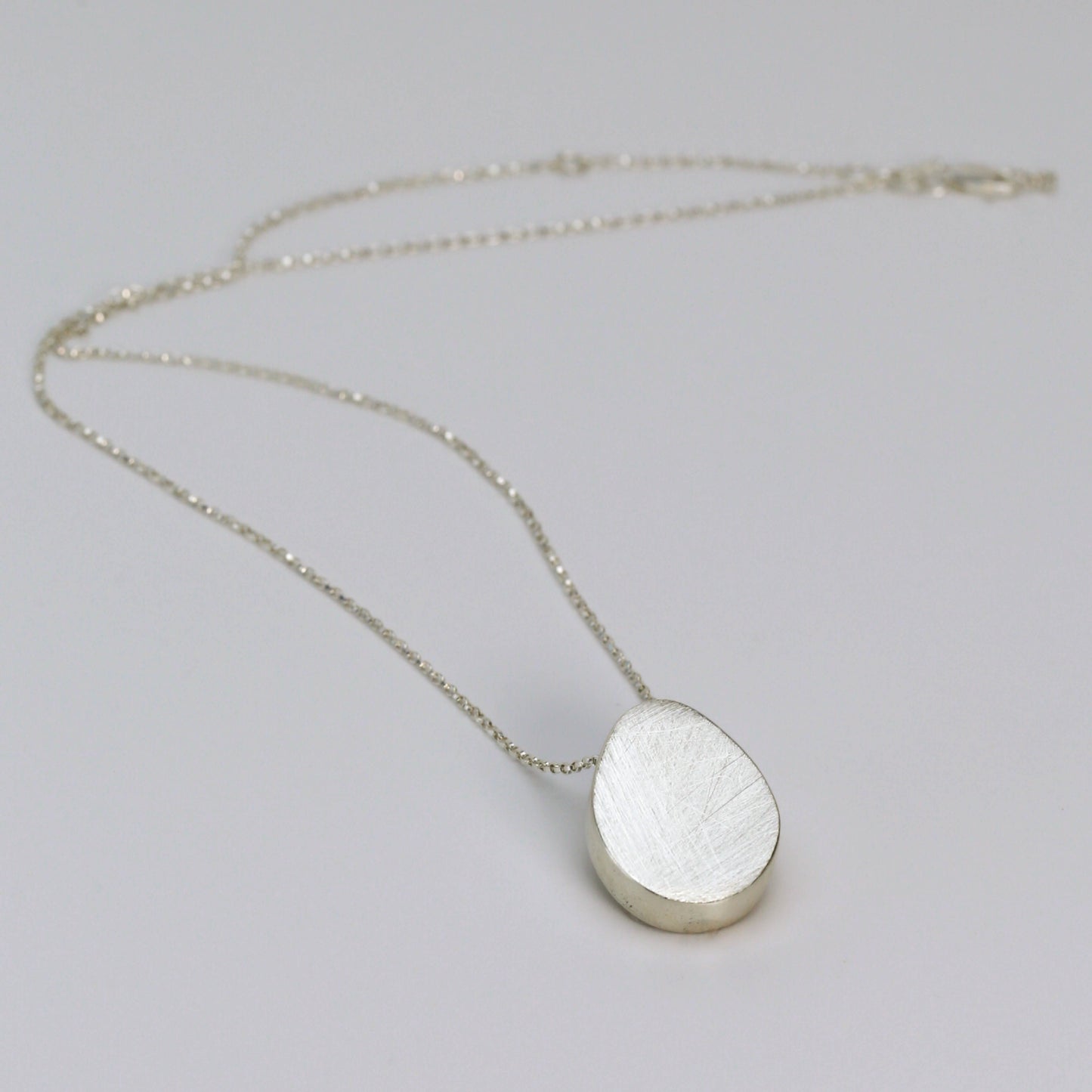 BOULDER NECKLACE