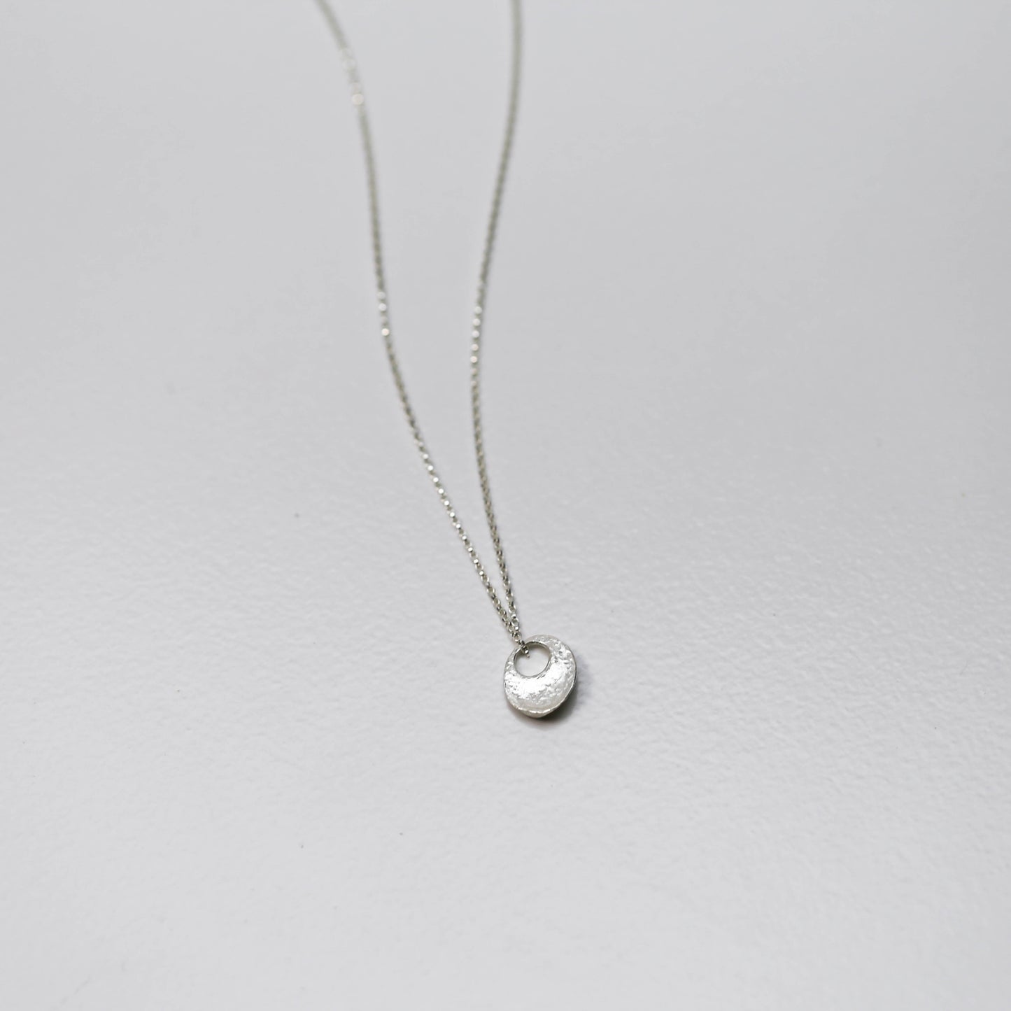 HEPWORTH NECKLACE