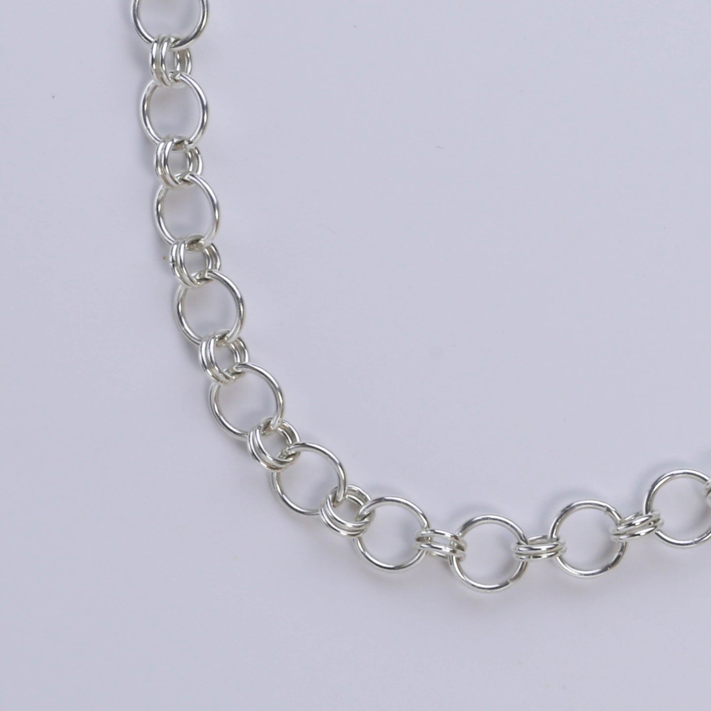 HOOPLA CHAIN NECKLACE