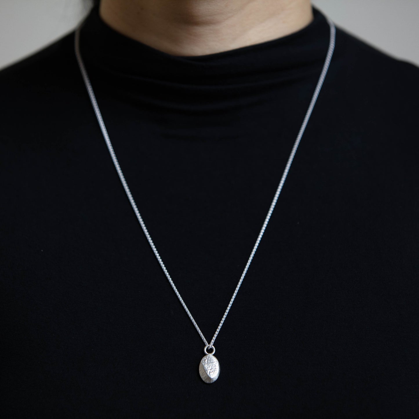 MOORE NECKLACE