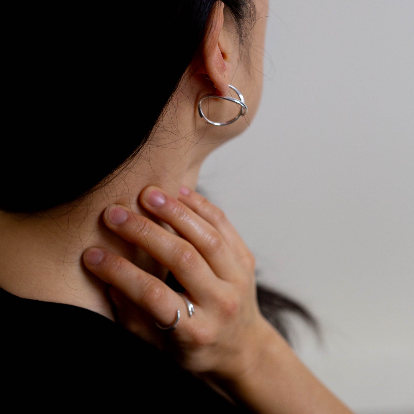 SCRIBBLE HOOP EARRINGS