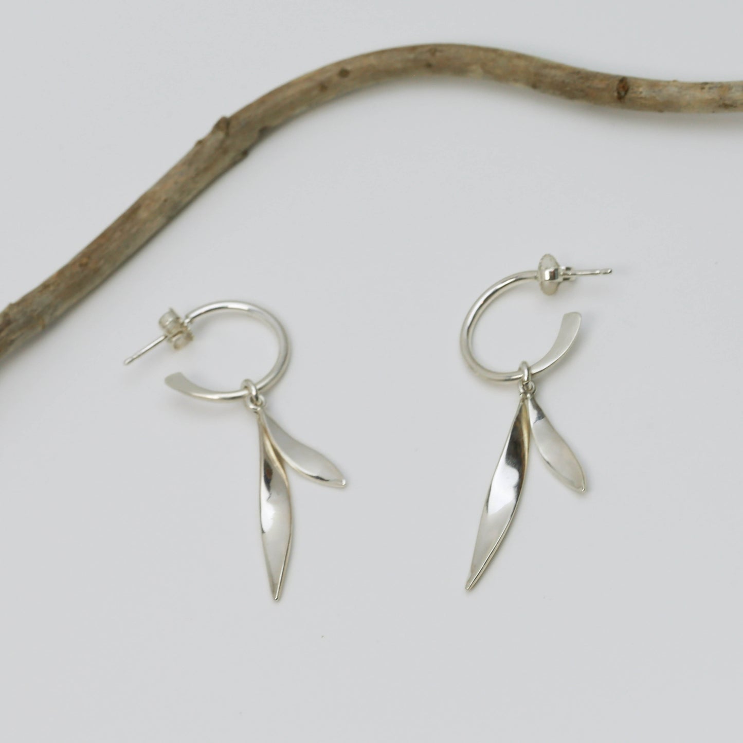 WILLOW HOOP EARRINGS