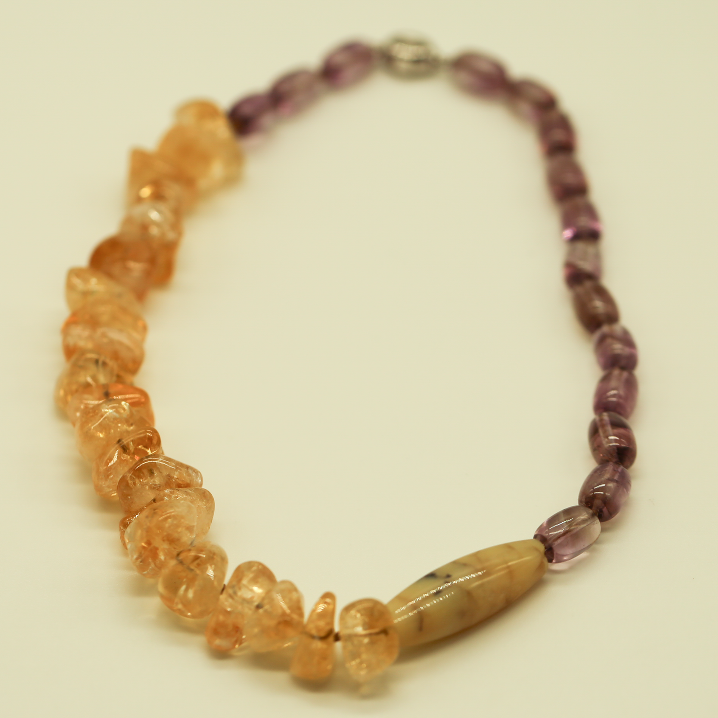 THE GILOT NECKLACE