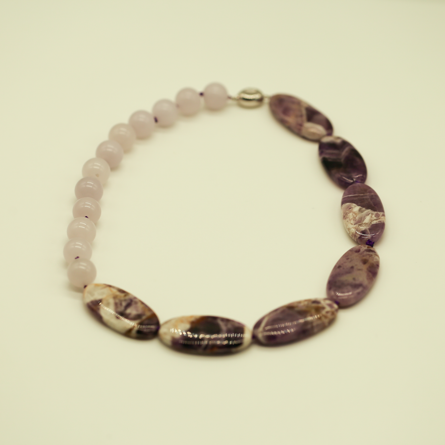 THE GILOT NECKLACE