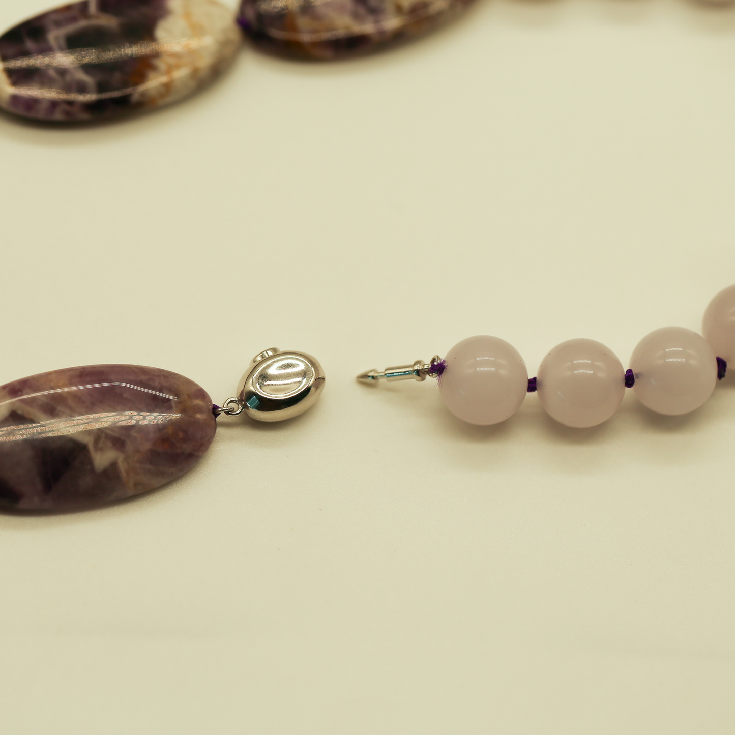 THE GILOT NECKLACE