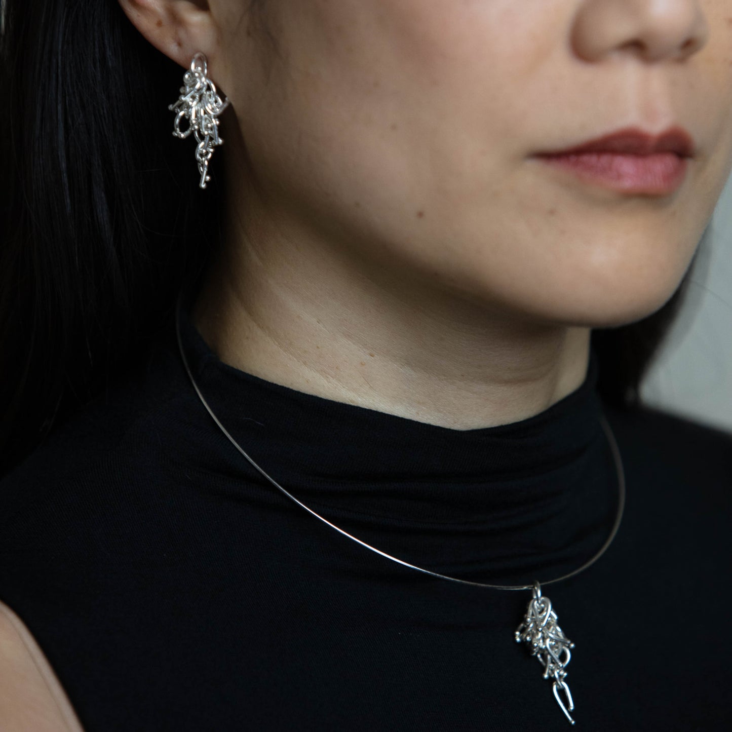 FALLS PENDANT NECKLACE