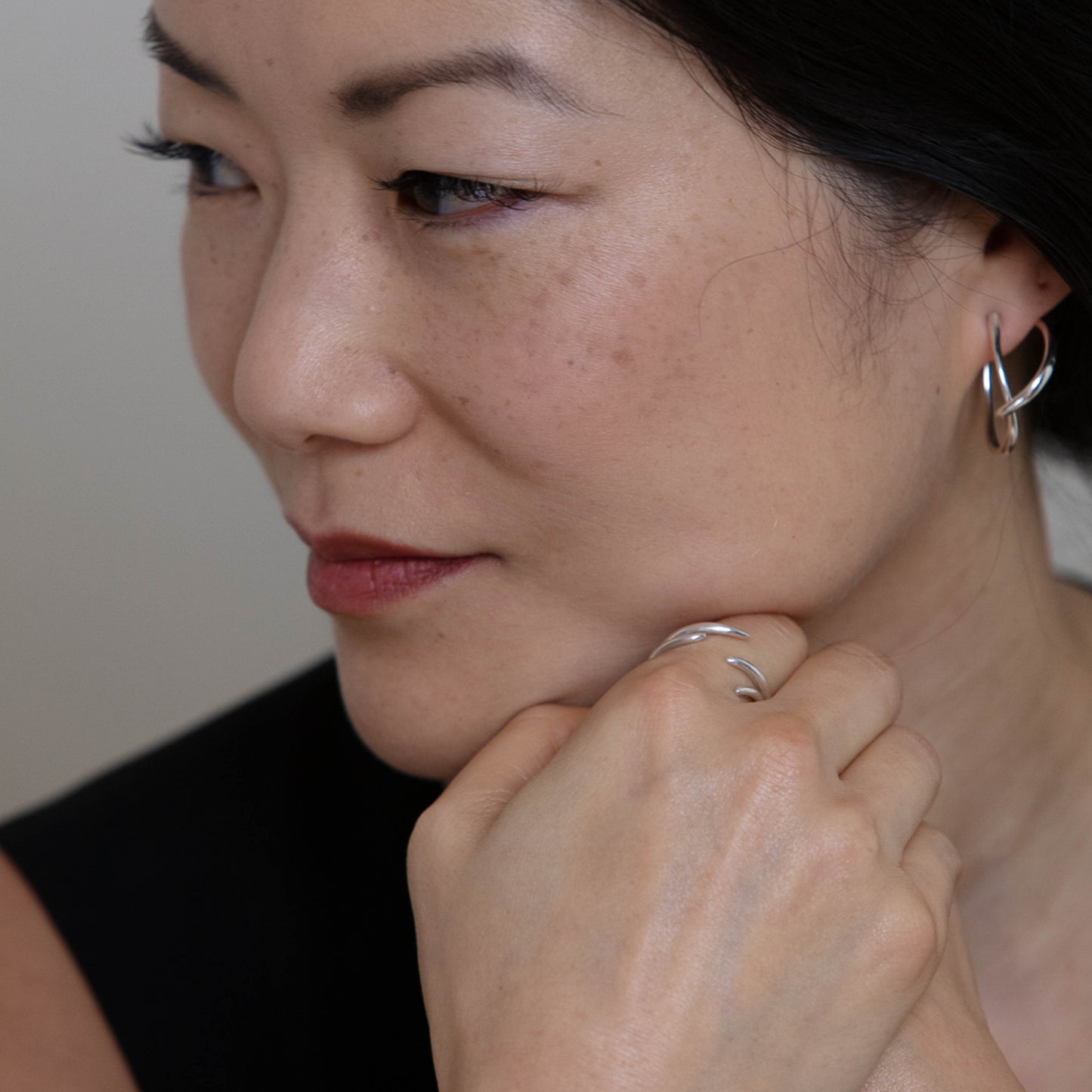 SCRIBBLE HOOP EARRINGS