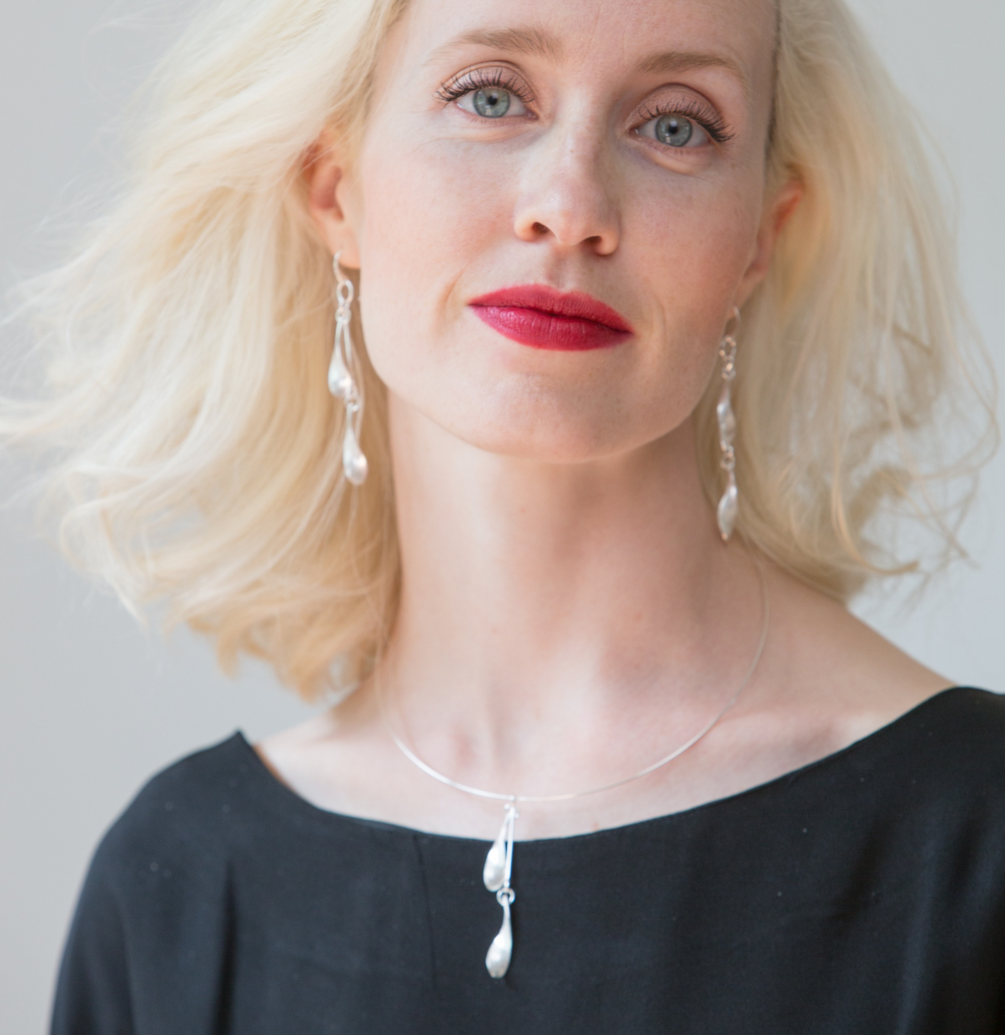 DEWDROP NECKLACE - JewellerAJGreen