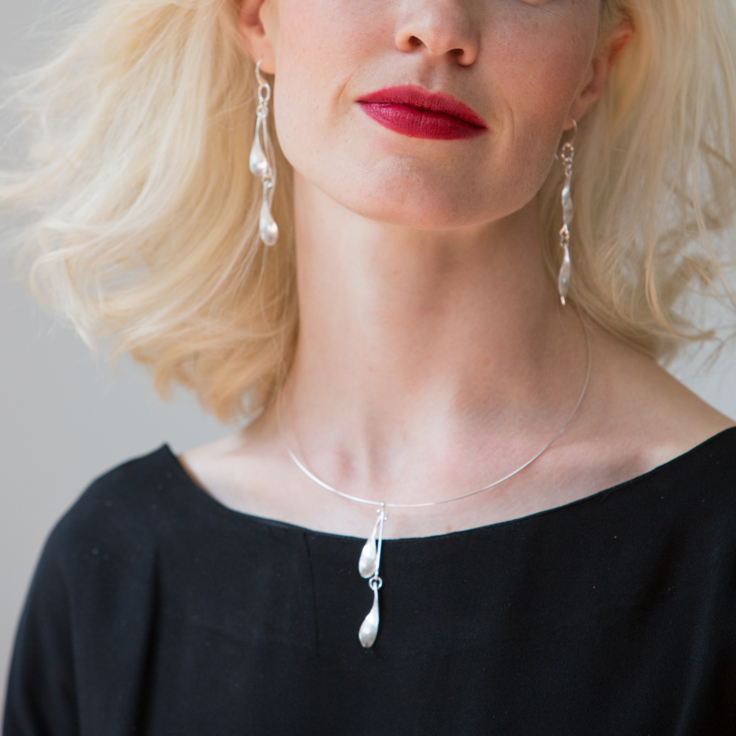 DEWDROP NECKLACE - JewellerAJGreen