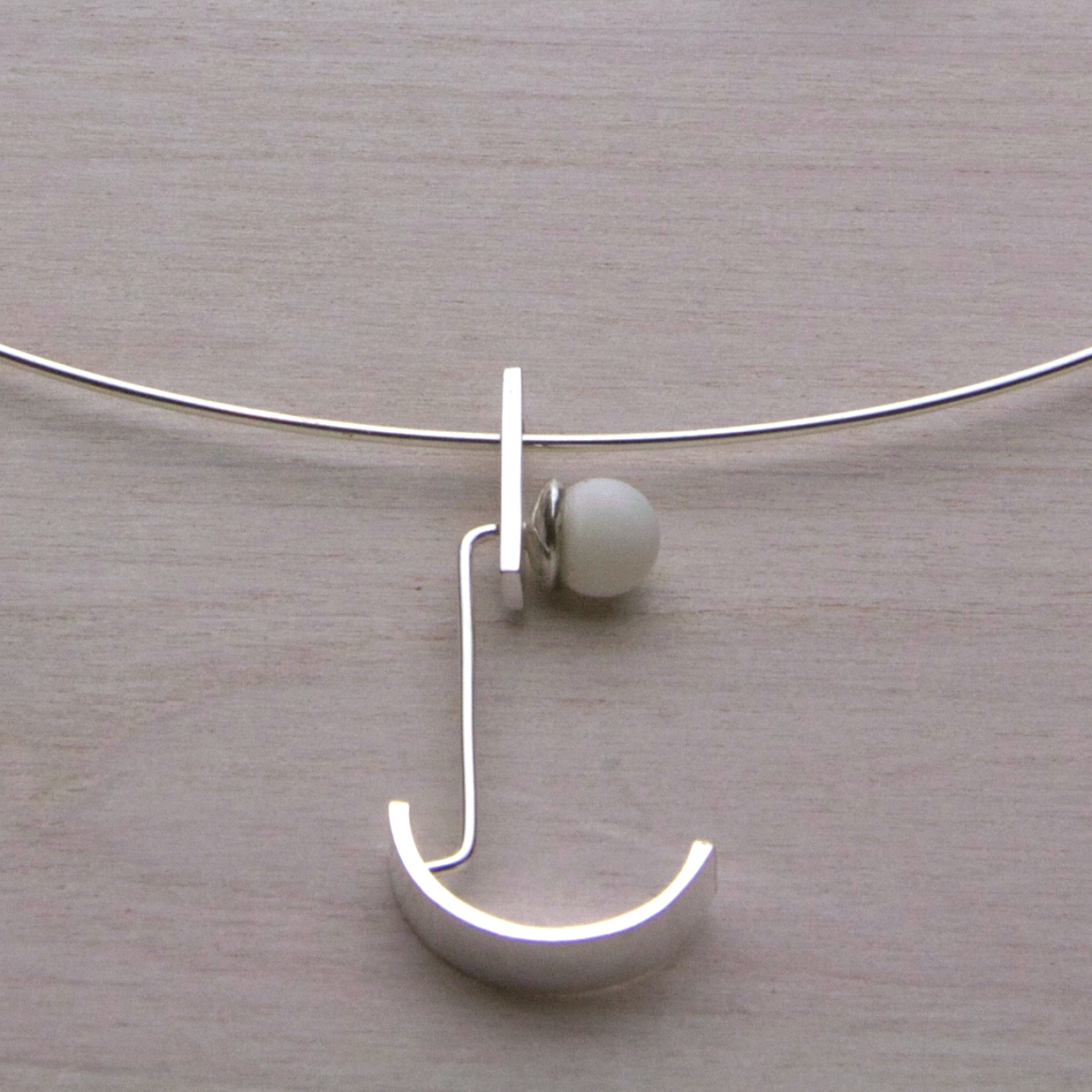 DOC NECKLACE I 2