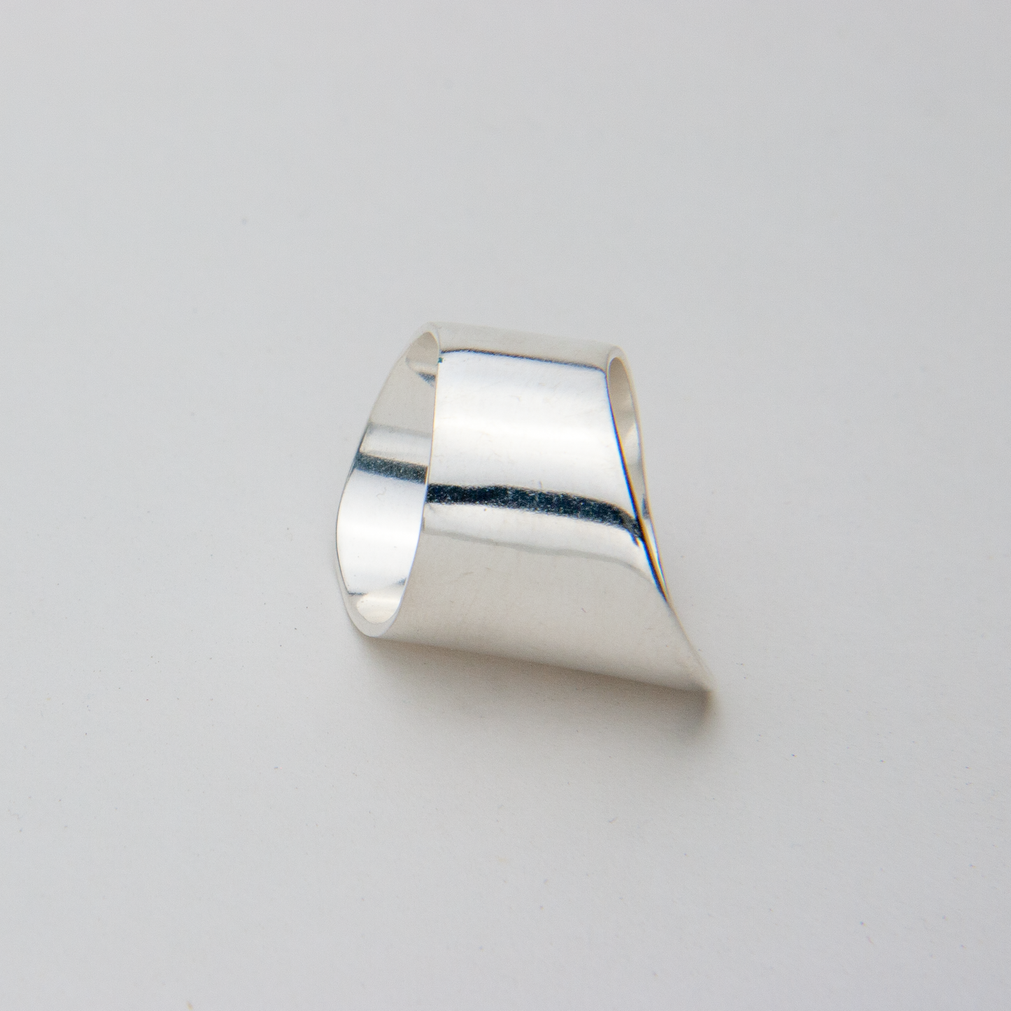 BOLD RING - JewellerAJGreen