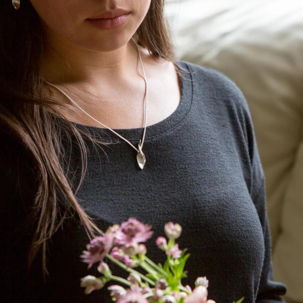 DOUBLE DROP NECKLACE 3
