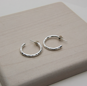 DIMPLE HOOP EARRINGS 2