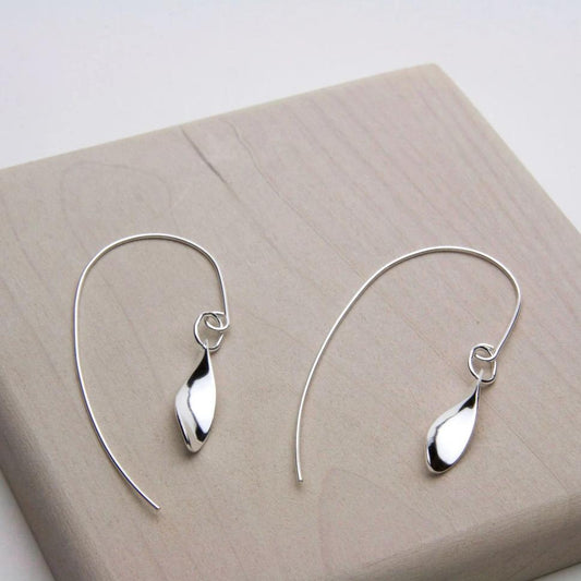 HANGING PETAL EARRINGS - JewellerAJGreen