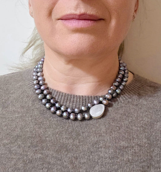 Lumin Pebble Path - Necklace