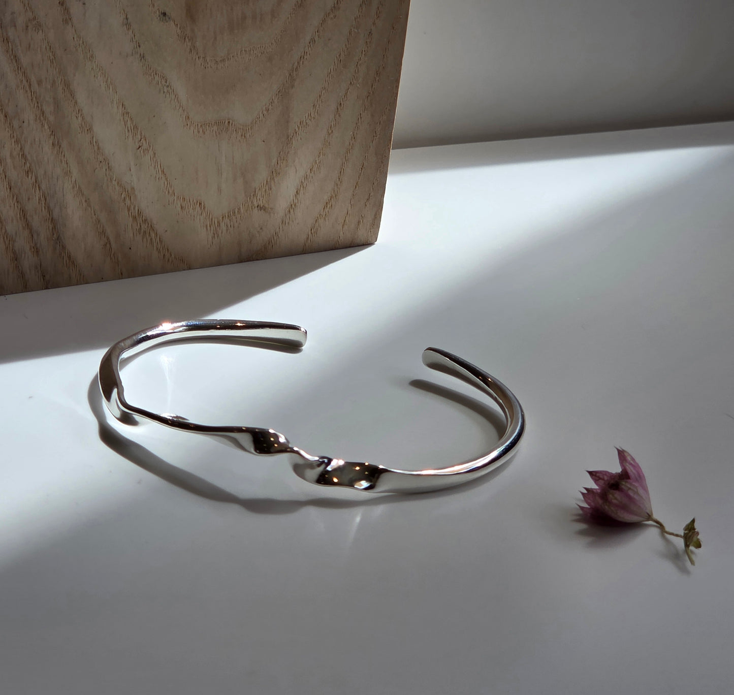 CONTOUR - CUFF