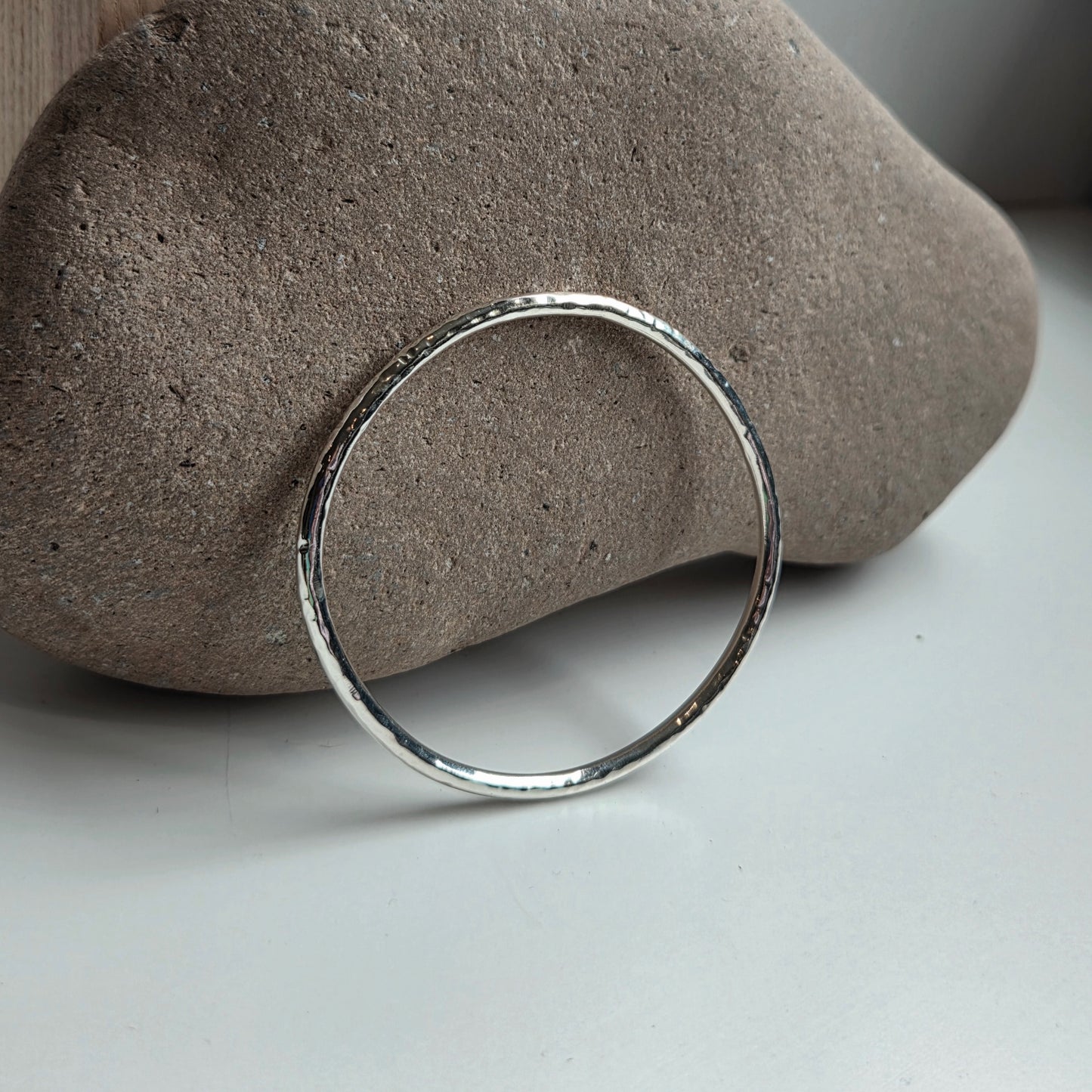 RIPPLE OVAL BRACELET