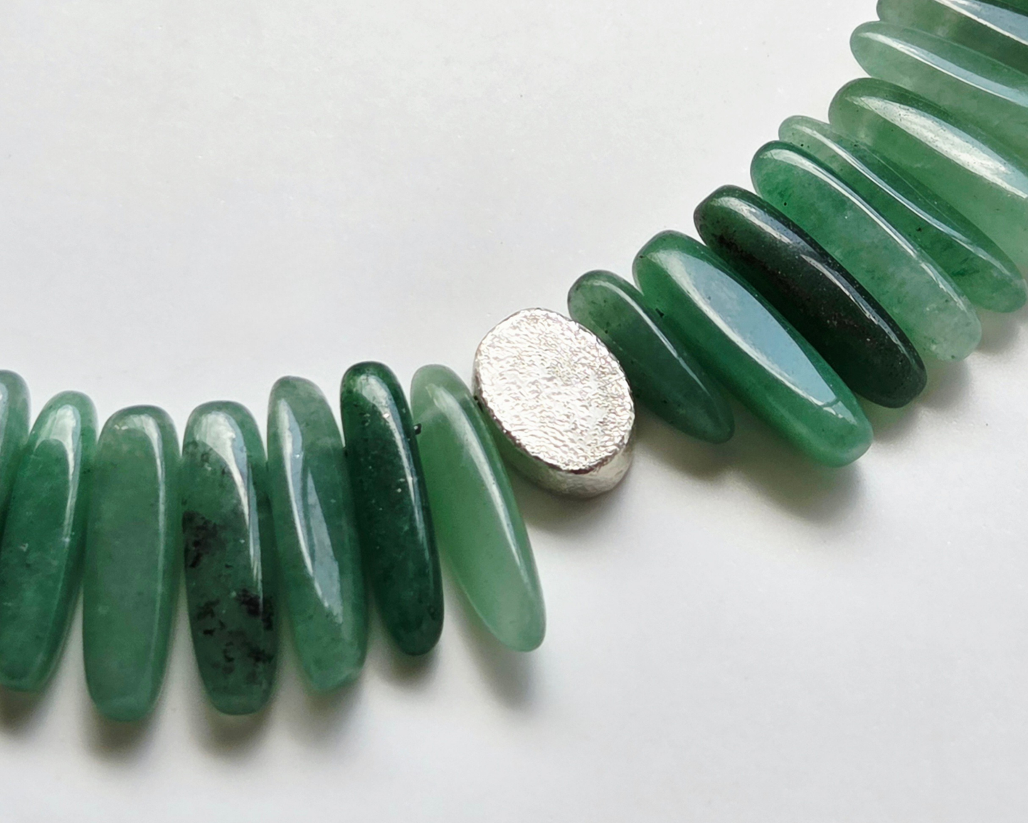 Lumin Pebble Path - Necklace