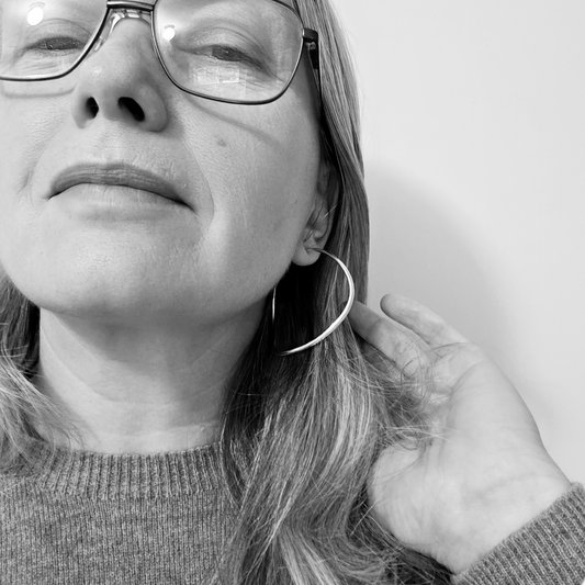 WOBBLE HOOP EARRINGS