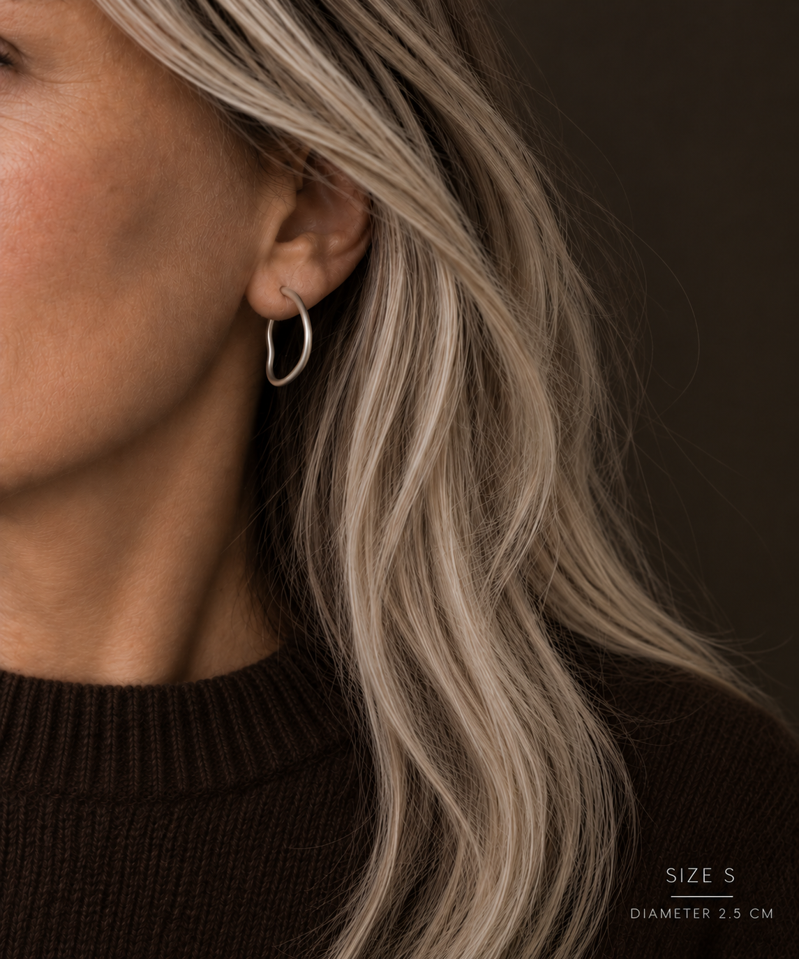 WOBBLE HOOP EARRINGS