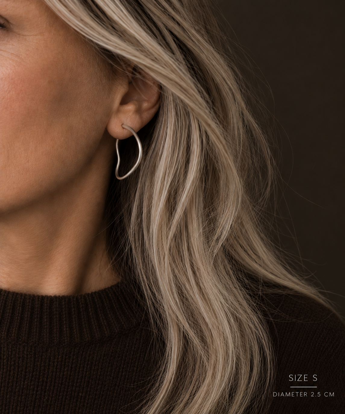 WOBBLE HOOP EARRINGS