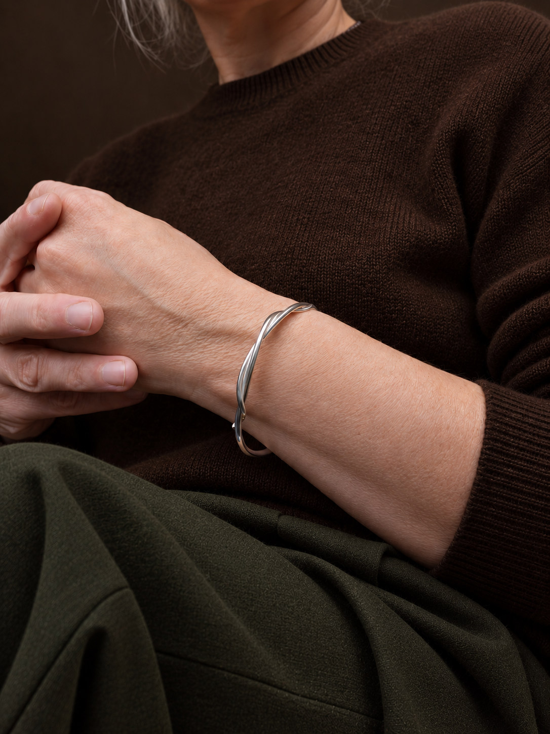 TENDRIL BANGLE